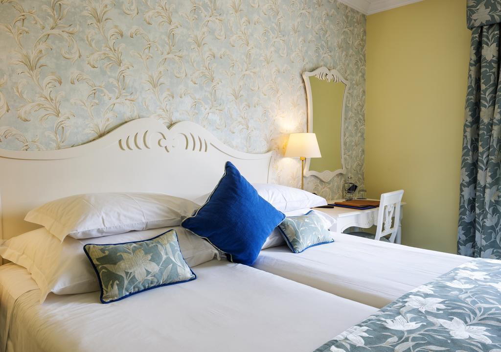 فندق ذا فينتيدج هاوس - دورو Pinhão المظهر الخارجي الصورة A bedroom at the hotel
