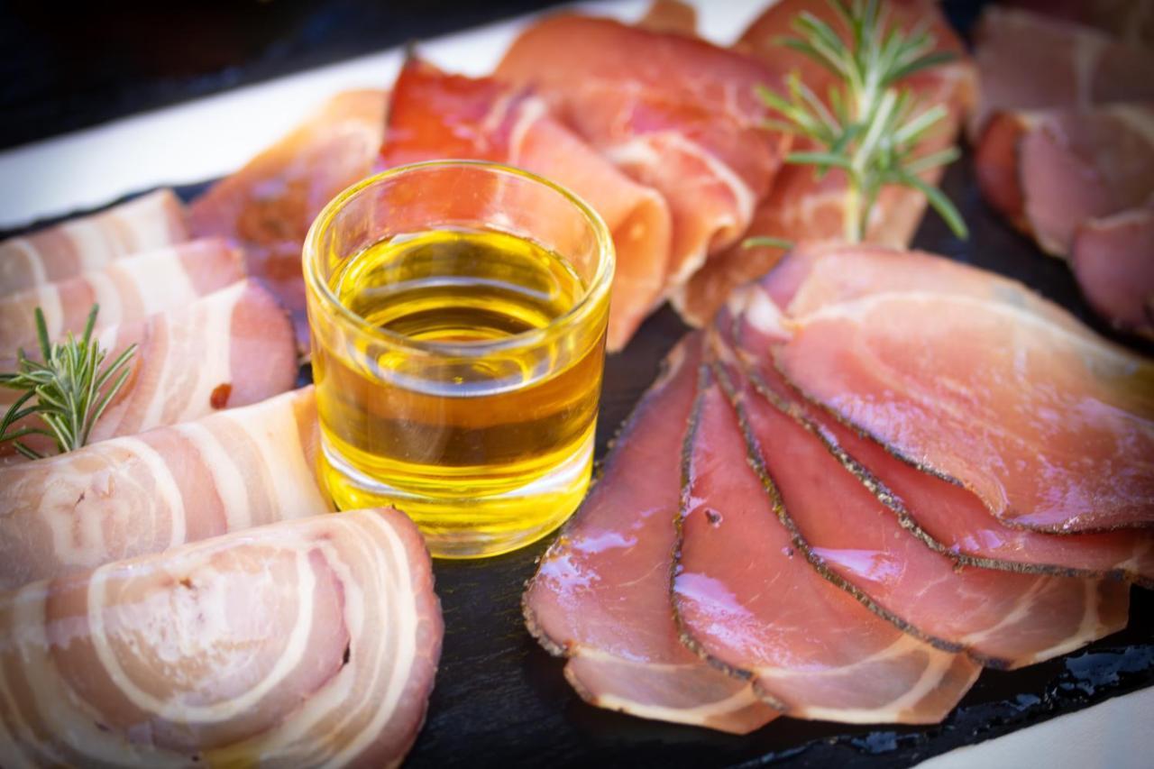 فندق ذا فينتيدج هاوس - دورو Pinhão المظهر الخارجي الصورة Smoked ham