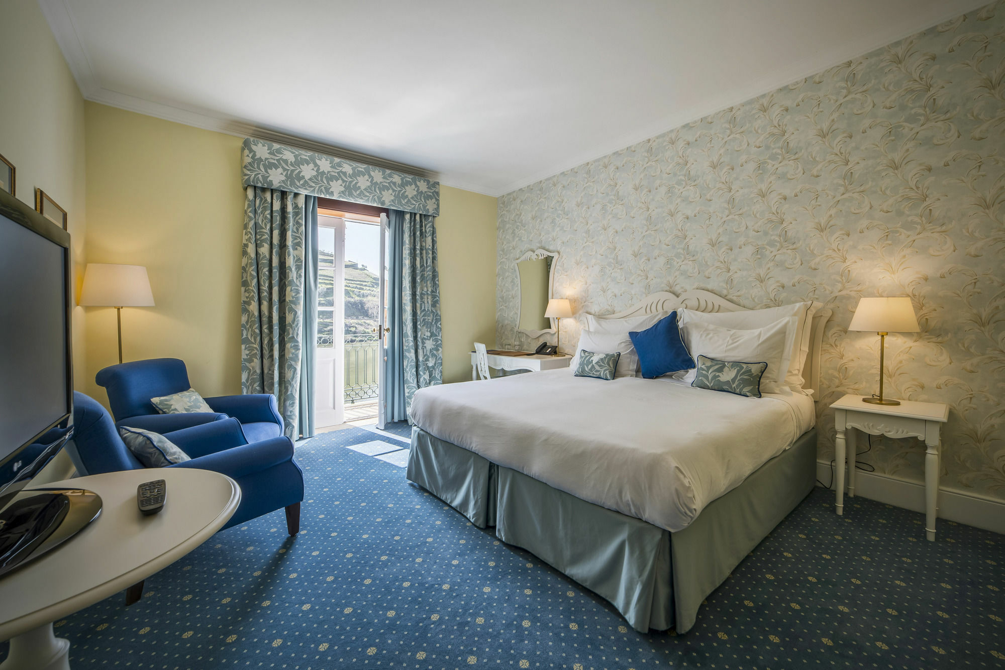 فندق ذا فينتيدج هاوس - دورو Pinhão المظهر الخارجي الصورة A room at the Hotel Excelsior